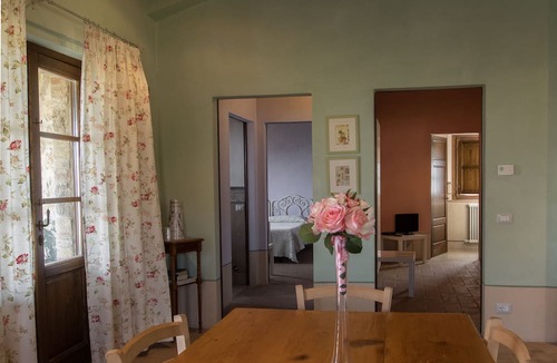 Montepulciano Ski Chalet | AGRITURISMO NOBILE CHALET IL FIENILE