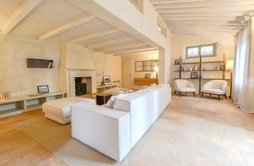 Argiano Villa | Antico Brunello