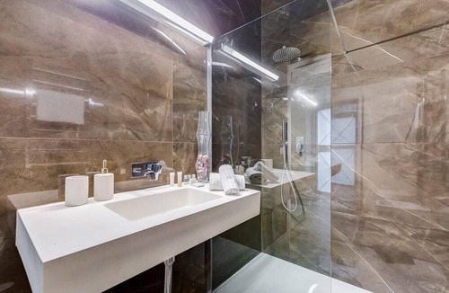 Rione IV Campo Marzio Apartment | Spanish queen Apartment