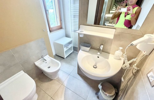 Pietrauta Villa | stylish villa with views between montefalco and bevagna sleeps 12 plus children