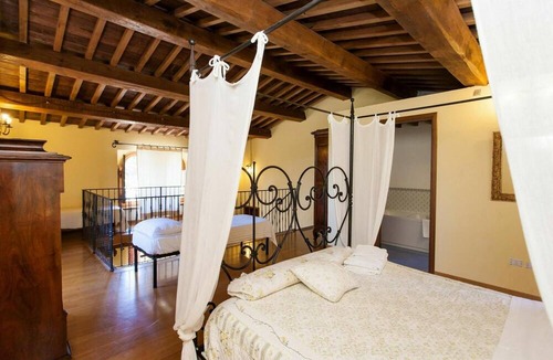 Ramazzano Villa | Villa Monnalisa - Villa Monnalisa