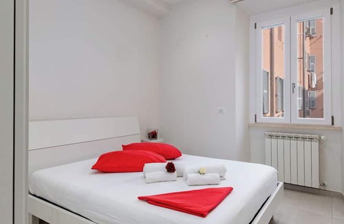 San Giovanni Apartment | Bright and welcoming two bedrooms apartment a stone's throw from the Colosseum