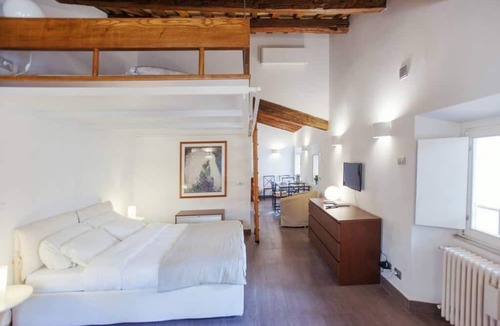 Rione V Ponte Apartment | Rome, Piazza Navona, characteristic apartment for 5 people