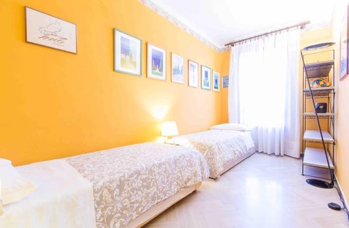 Cannaregio Apartment | Art Painting canal view apartment