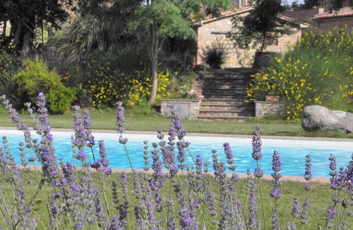 Monteleone d'Orvieto Apartment | Wohnung in Santa Maria mit Whirlpool, Grill und gemeinsamem Pool by Interhome