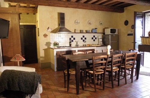 Monteleone d'Orvieto Apartment | Wohnung in Santa Maria mit Whirlpool, Grill und gemeinsamem Pool by Interhome