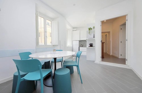 Gianicolense Apartment | Trastevere - luxury & privacy with 4 ensuite bathrooms