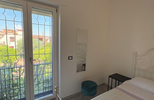 Sant'Antonio Abate House | Cozy vacation home ideal for families and groups of friends