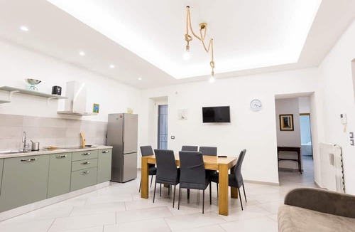 Sant'Antonio Abate House | Cozy vacation home ideal for families and groups of friends