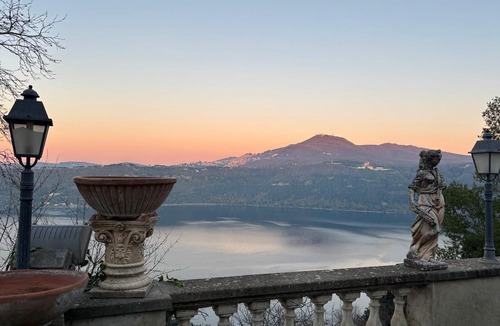 Castel Gandolfo Apartment | Pius XI Garden & Lake View Apartment