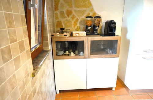 Lake Bracciano Villa | Villa 'Jannuzzi House' with Lake View, Wi-Fi and Air Conditioning