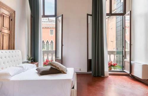 San Polo Apartment | Venice Luxury Palace 3 by Wonderful Italy