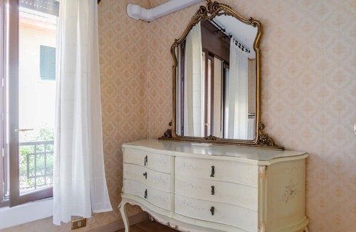 Cannaregio Apartment | GuestHost - Venice- S. Lucia Train Station Lovely Apartment!