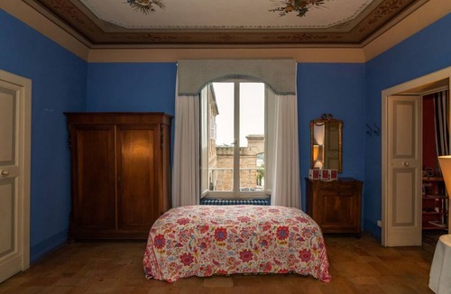 Fermo House | Huge suite, italian historic center town, FERMO: 7 km from the sea.