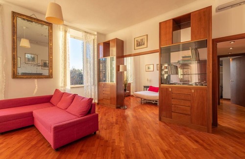 Esquilino Apartment | Esquilino Lightsome Apartment