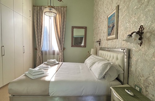 San Lorenzo Apartment | Florentine Penthouse