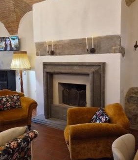 Civitella Benazzone Apartment | Locazione Turistica 35074 Vicolo del Falco Perugia by Vesionica