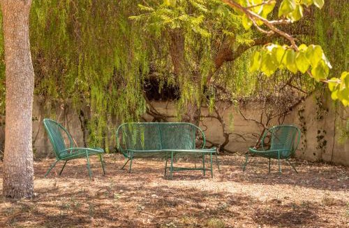 Isola Apartment | Esperidi & Galatea with Pool by Wonderful Italy