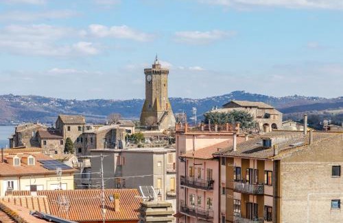 Marta Apartment | The Lake View - Terrazza Panoramica Vista Lago