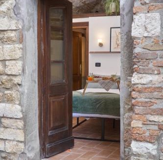 Corciano Apartment | La Casina nel borgo di Corciano Umbria