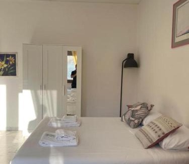 Quartiere XIII Aurelio Apartment | Vatican Garden GUESTHOUSE