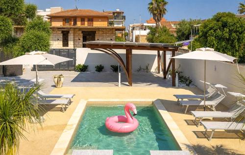 Casuzze House | Pet Friendly Home In Kaukana
