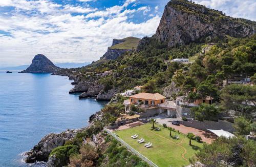 Bagheria Resort | Seafront Collection - Bungalows and Villas