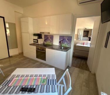 Historic Center Apartment | Stayinbologna 3