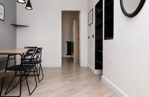 Saragozza-Porto Apartment | Saragozza Apartments - Bologna Short Rental