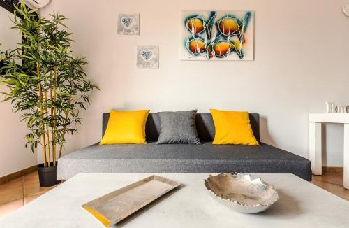 Zona XXXIV Casal Palocco Apartment | Lemon House