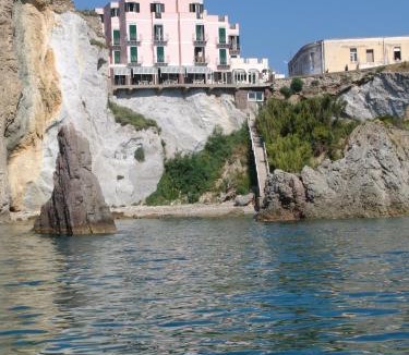 Ponza Hotel | Hotel Bellavista
