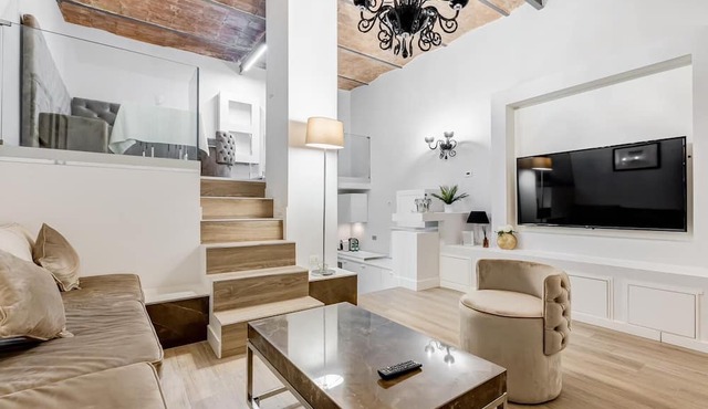Spanish queen Apartment