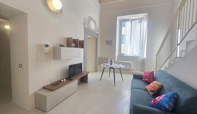Elegant apartment with Parking, A/C, Wi-Fi, in the old town