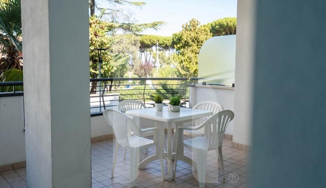 Holiday Rendez Vous 13 - Ground apartment with balcony and side sea view