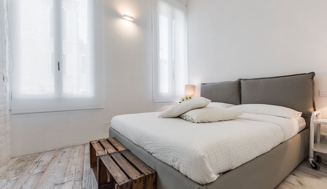 Stylish Apartment with Industrial-Vintage Furniture