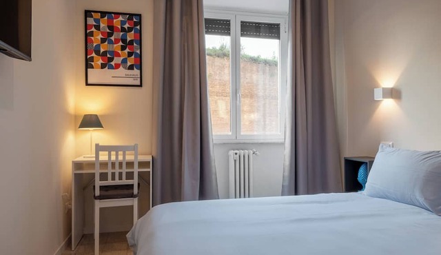 SAN Lò HOLIDAY HOUSE SLEEPS 4 VIA DI PORTA LABICANA 48 ROME ZON SAN LORENZO