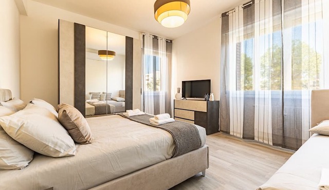 Apartment 'La Tua Casa' with Balcony, Wi-Fi and Air Conditioning
