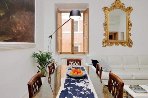 TreasureRome Opera & Trevi Grand Suite 3BR